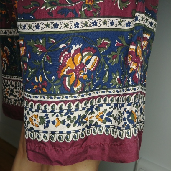 Vintage Floral 100% Silk Wide Flowy Hi Rise Shorts - Picture 5 of 6